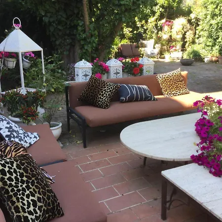 La Casetta Di Lucia Pensionat